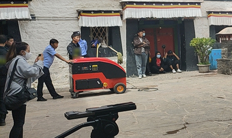 斯庫爾電動高壓細(xì)水霧參與大昭寺消防趣味運動會