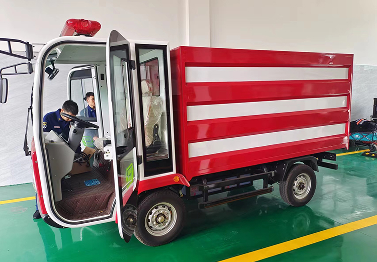 五通橋救援大隊(duì)新增電動消防摩托車